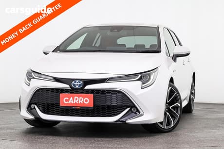 White 2019 Toyota Corolla Hatchback Zr (Hybrid)