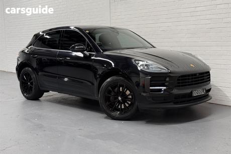 Black 2019 Porsche Macan Wagon
