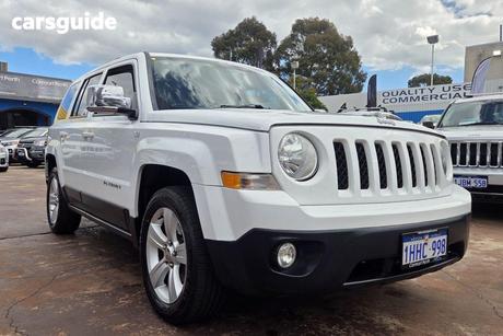 White 2014 Jeep Patriot Wagon Limited (4X4)