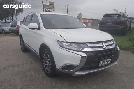 White 2018 Mitsubishi Outlander Wagon Es 7 Seat (2Wd)