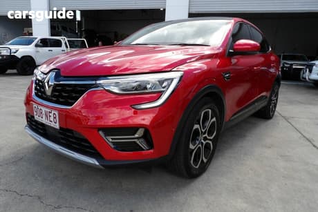 Red 2022 Renault Arkana Coupe Intens