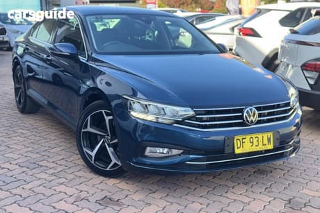 Blue 2021 Volkswagen Passat Sedan 140Tsi Business