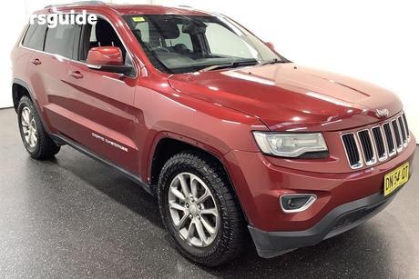 Red 2014 Jeep Grand Cherokee Wagon Laredo (4X4)