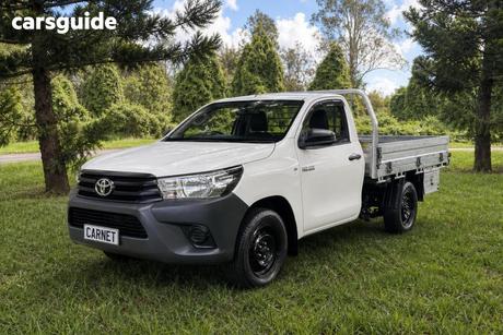White 2016 Toyota Hilux Cab Chassis Workmate