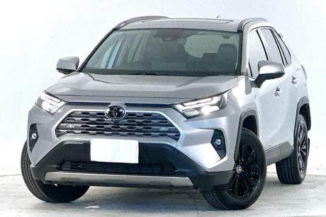Silver 2025 Toyota RAV4 Wagon Cruiser (Awd) Hybrid