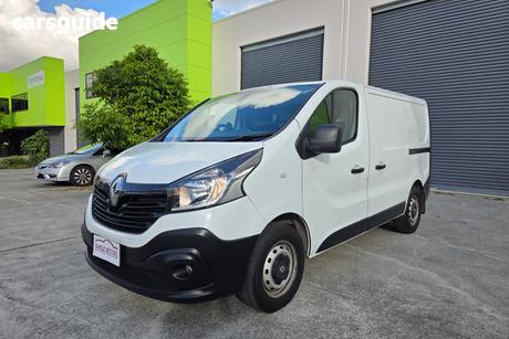 White 2018 Renault Trafic Van Formula Edt Lwb