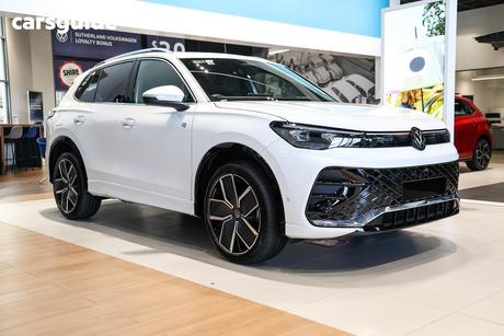 White 2026 Volkswagen Tiguan Wagon 195Tsi R-Line