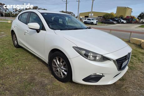 White 2015 Mazda 3 Hatchback Neo