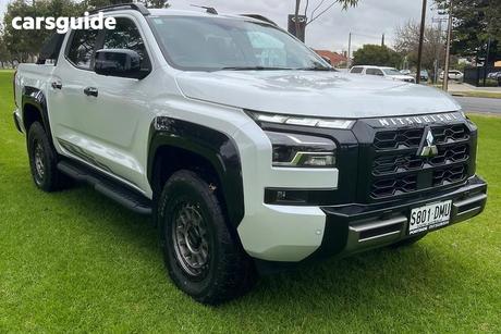 White 2026 Mitsubishi Triton Double Cab Pick Up Raider (4X4)