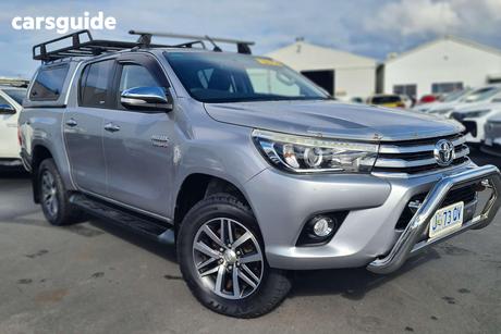 Silver 2016 Toyota Hilux Dual Cab Utility Sr5 (4X4)