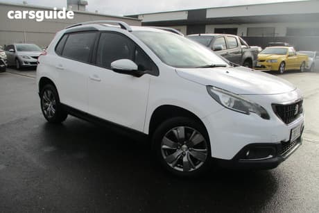 White 2017 Peugeot 2008 Wagon Active
