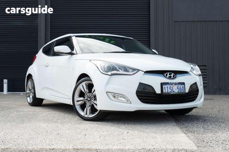 White 2012 Hyundai Veloster Coupe +