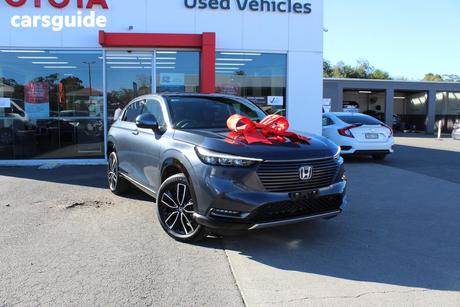 Grey 2024 Honda HR-V SUV
