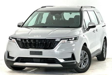 Silver 2023 Kia Carnival Wagon S