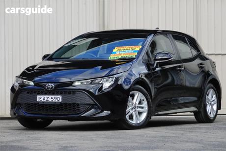 Black 2018 Toyota Corolla Hatchback Ascent Sport