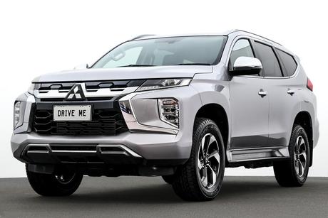 Silver 2024 Mitsubishi Pajero Sport Wagon Gls (4Wd) 7 Seat
