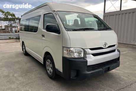 White 2016 Toyota HiAce Van Slwb