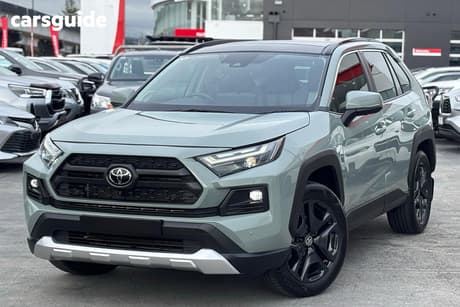 Green 2024 Toyota RAV4 Wagon Edge (Awd)
