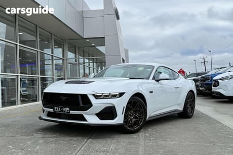 White 2025 Ford Mustang Fastback Gt 5.0 V8