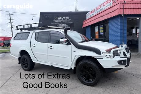 White 2013 Mitsubishi Triton Double Cab Utility Glx-R (4X4)