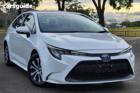 White 2019 Toyota Corolla Sedan Ascent Sport (Hybrid)