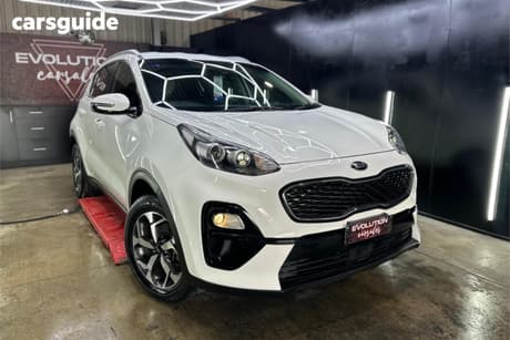 White 2019 Kia Sportage Wagon Si (Fwd)