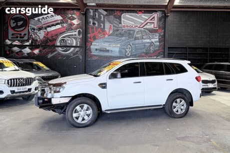 White 2015 Ford Everest Wagon Ambiente