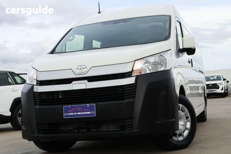 White 2019 Toyota HiAce Bus Commuter (12 Seats)