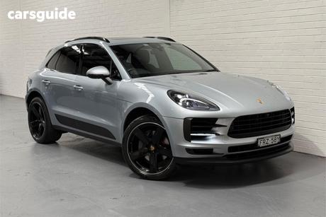 Silver 2019 Porsche Macan Wagon S