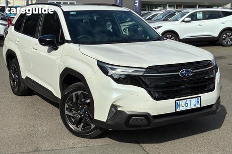 White 2025 Subaru Forester Wagon 2.5I Touring (Awd)
