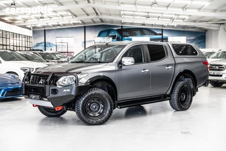 Grey 2017 Mitsubishi Triton Dual Cab Utility Gls (4X4) Sports Edt