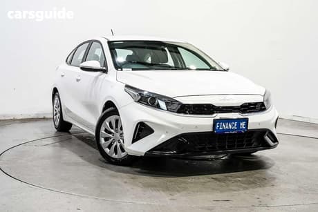 White 2024 Kia Cerato Hatchback S