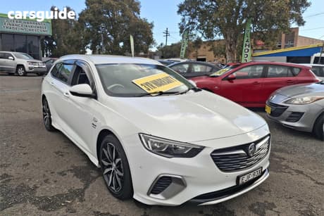 White 2018 Holden Commodore Sportswagon Rs
