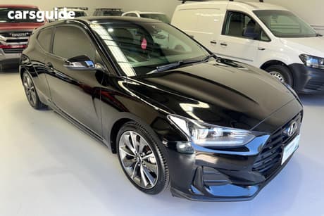 Black 2019 Hyundai Veloster Coupe JS MY20