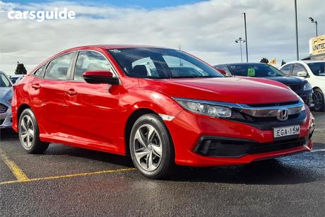 Red 2019 Honda Civic Sedan Vti