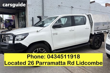 White 2022 Toyota Hilux Double Cab Chassis Sr (4X4)