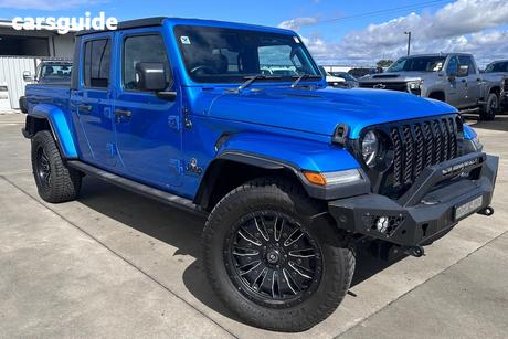 Blue 2022 Jeep Gladiator Dual Cab Utility Night Eagle (4X4)