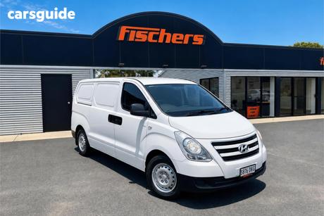 White 2016 Hyundai Iload Van