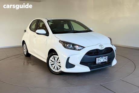 White 2021 Toyota Yaris Hatchback Ascent Sport