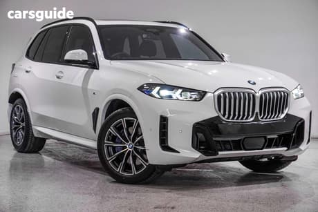 White 2025 BMW X5 Wagon Xdrive30D M Sport