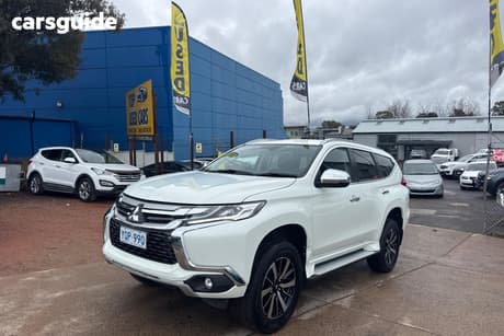 White 2017 Mitsubishi Pajero Sport Wagon Gls (4X4) 7 Seat
