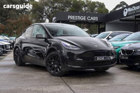 Black 2023 Tesla Model Y Wagon Rear-Wheel Drive