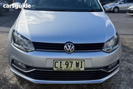 Silver 2016 Volkswagen Polo Hatchback 81 Tsi Comfortline