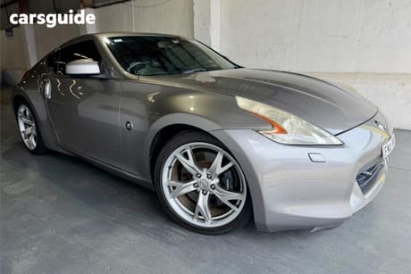 Silver 2010 Nissan 370Z Coupe