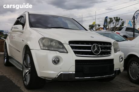 White 2011 Mercedes-Benz ML63 Wagon Amg (4X4)