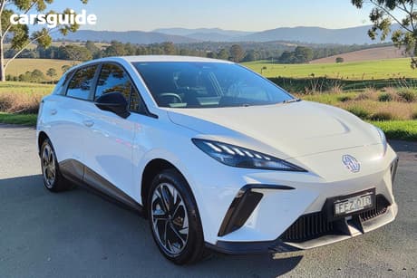 White 2023 MG MG4 Hatchback Excite 51