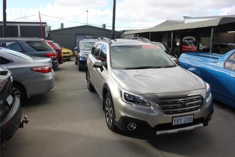 Silver 2016 Subaru Outback Wagon 2.5I Premium