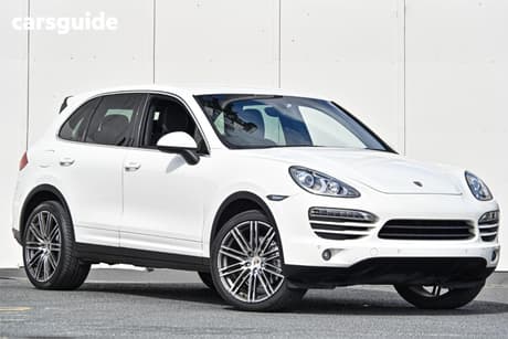 White 2011 Porsche Cayenne Wagon