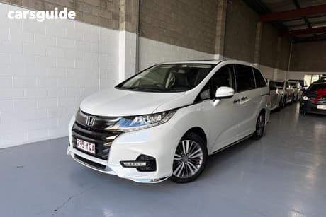 White 2018 Honda Odyssey Wagon Vti-L