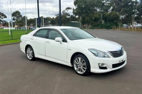 White 2009 Toyota Crown Sedan SPEICAL EDITION